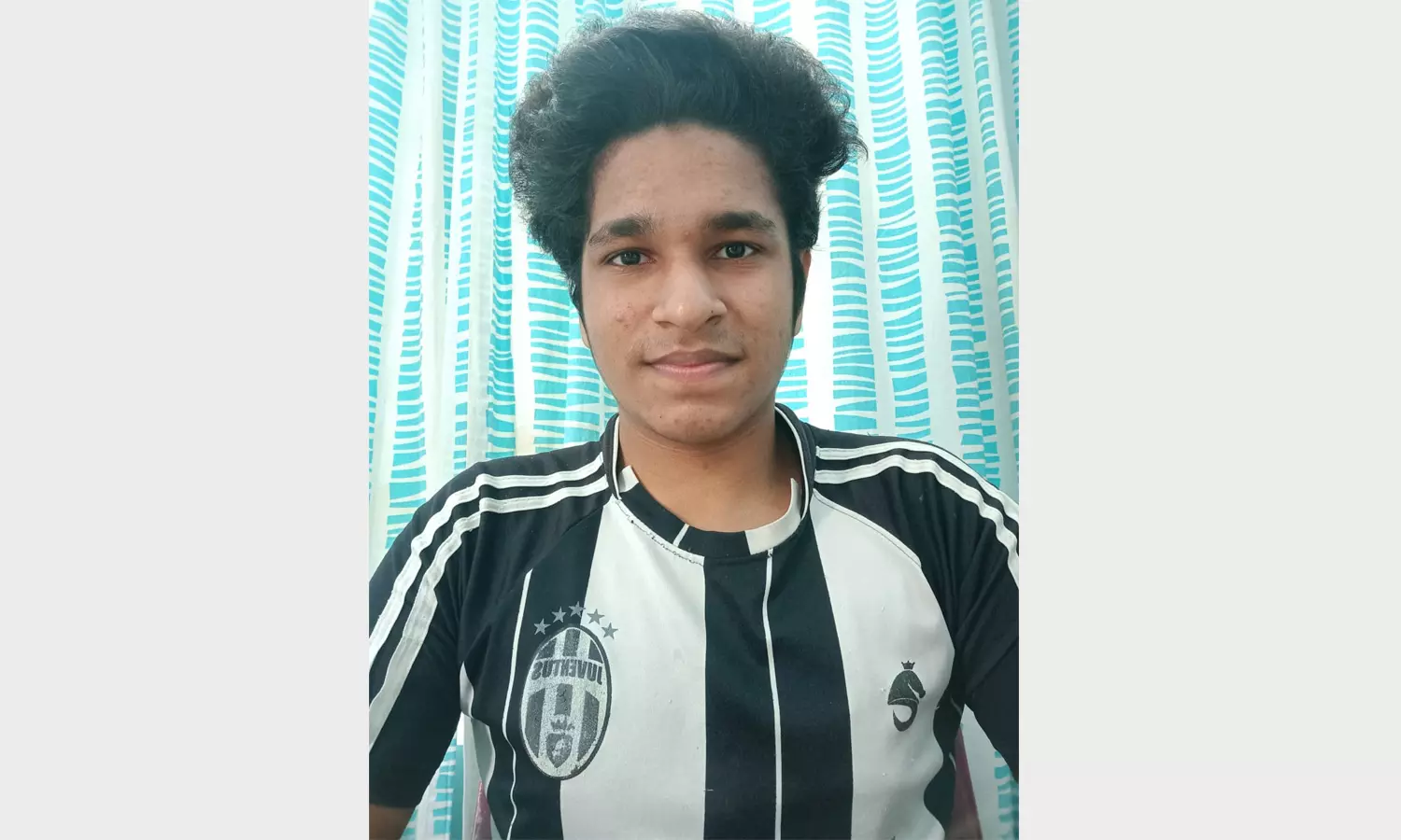 മൊബൈൽ ഫോൺ നൽകാത്തതിന് ഇടുക്കിയിൽ പത്താംക്ലാസ് വിദ്യാർഥി ആത്മഹത്യ ചെയ്തു മൊബൈൽ ഫോൺ നൽകാത്തതിന് ഇടുക്കിയിൽ പത്താംക്ലാസ് വിദ്യാർഥി ആത്മഹത്യ ചെയ്തു