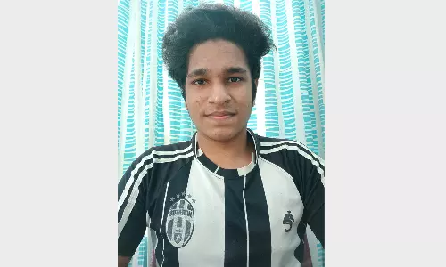 മൊബൈൽ ഫോൺ നൽകാത്തതിന് ഇടുക്കിയിൽ പത്താംക്ലാസ് വിദ്യാർഥി ആത്മഹത്യ ചെയ്തു മൊബൈൽ ഫോൺ നൽകാത്തതിന് ഇടുക്കിയിൽ പത്താംക്ലാസ് വിദ്യാർഥി ആത്മഹത്യ ചെയ്തു