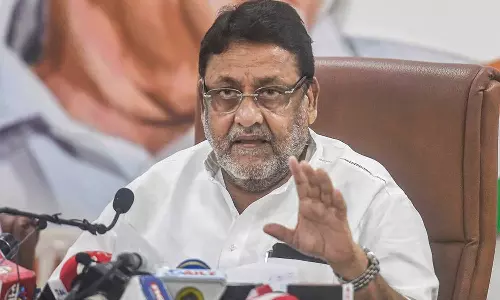 നവാബ് മാലിക്ക് മാർച്ച് മൂന്നുവരെ ഇഡി കസ്റ്റഡിയിൽ; മന്ത്രിസ്ഥാനം രാജിവെക്കേണ്ടെന്ന് മുന്നണി തീരുമാനം