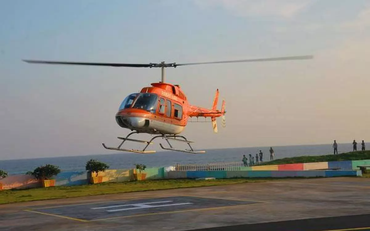 സാമ്പത്തിക ധൂർത്തെന്ന വിമർശനത്തെ തുടർന്ന് മുമ്പ് ഉപേക്ഷിച്ചു; പൊലിസിന് വീണ്ടും ഹെലികോപ്ടർ വാടകയ്ക്ക് എടുക്കുന്നു സാമ്പത്തിക ധൂർത്തെന്ന വിമർശനത്തെ തുടർന്ന് മുമ്പ് ഉപേക്ഷിച്ചു; പൊലിസിന് വീണ്ടും ഹെലികോപ്ടർ വാടകയ്ക്ക് എടുക്കുന്നു