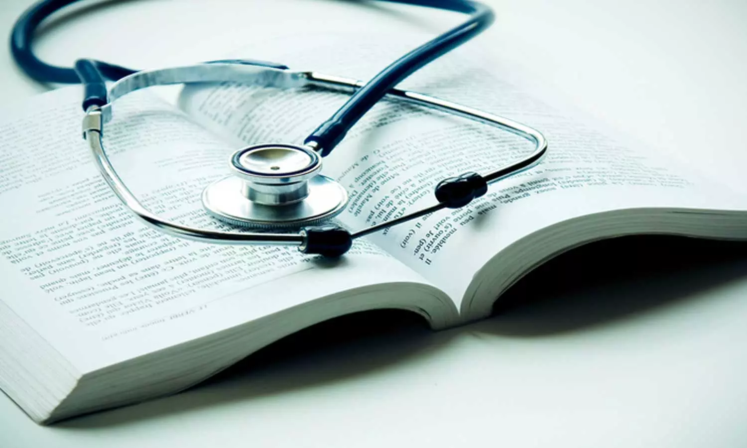 കേരള മെഡിക്കൽ പ്രവേശനം; റാങ്ക് ലിസ്റ്റ് പ്രസിദ്ധീകരിക്കുന്നത് നീട്ടി കേരള മെഡിക്കൽ പ്രവേശനം; റാങ്ക് ലിസ്റ്റ് പ്രസിദ്ധീകരിക്കുന്നത് നീട്ടി