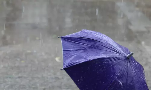 തെക്കൻ ജില്ലകളിലും മലയോര മേഖലകളിലും മഴ കനക്കും