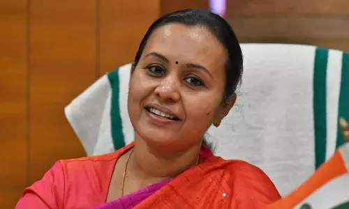 പാർട്ടി പ്രവർത്തകരുടെ ഫോൺ പോലും എടുക്കാത്ത മന്ത്രി; പത്തനംതിട്ട ഏരിയ സമ്മേളനത്തിൽ വീണാ ജോർജിനെതിരെ വിമർശനം