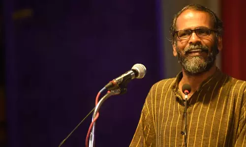 ഹലാൽ വിവാദത്തിന്റെ പേരിൽ വ്യാജ പ്രചാരണം; നിയമനടപടി സ്വീകരിക്കുമെന്ന് സുനിൽ പി. ഇളയിടം ഹലാൽ വിവാദത്തിന്റെ പേരിൽ വ്യാജ പ്രചാരണം; നിയമനടപടി സ്വീകരിക്കുമെന്ന് സുനിൽ പി. ഇളയിടം