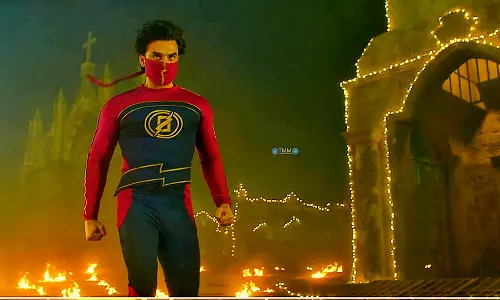 മിന്നൽ വേഗത്തിൽ മിന്നൽ മുരളി; ട്രെയിലർ ഇതുവരെ കണ്ടത് ഒരു കോടി പേർ