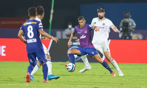 രക്ഷകനായി ആഷിഖ്: തോൽക്കാതെ ബ്ലാസ്‌റ്റേഴ്‌സ്, സമനില