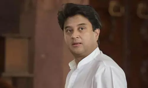 അന്താരാഷ്ട്ര വിമാനസർവീസ് പുനരാരംഭിക്കുമോ?; വ്യോമയാനമന്ത്രി സഭയിൽ പറഞ്ഞത്