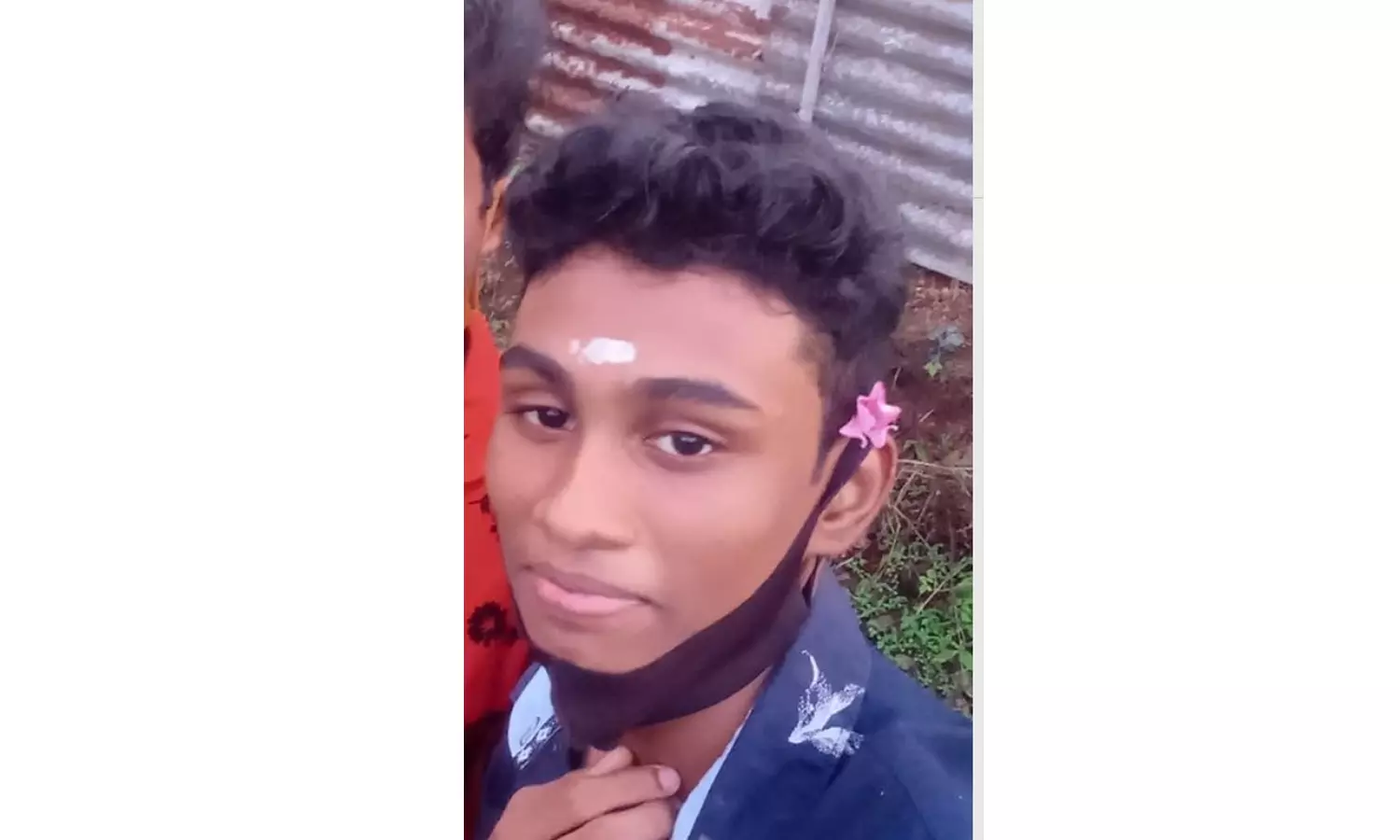 വിതുരയിൽ പത്താം ക്ലാസ് വിദ്യാർഥി ആത്മഹത്യ ചെയ്തു വിതുരയിൽ പത്താം ക്ലാസ് വിദ്യാർഥി ആത്മഹത്യ ചെയ്തു