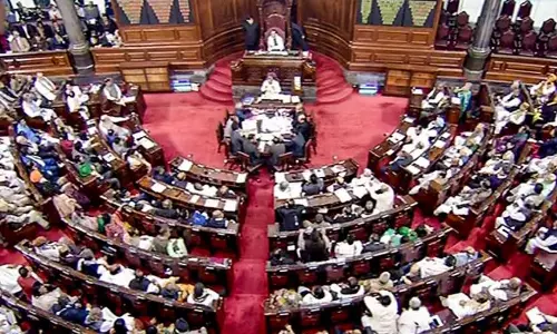 രാജ്യസഭയിൽ എം.പിമാരെ സസ്പെന്‍ഡ് ചെയ്തത് നടപടി ക്രമങ്ങൾ പാലിക്കാതെയെന്ന് ആക്ഷേപം