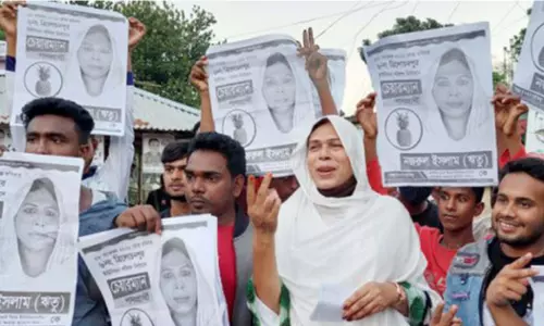 ബംഗ്ലാദേശിൽ ആദ്യ എൽജിബിടി മേയറെ തെരഞ്ഞെടുത്തു ബംഗ്ലാദേശിൽ ആദ്യ എൽജിബിടി മേയറെ തെരഞ്ഞെടുത്തു