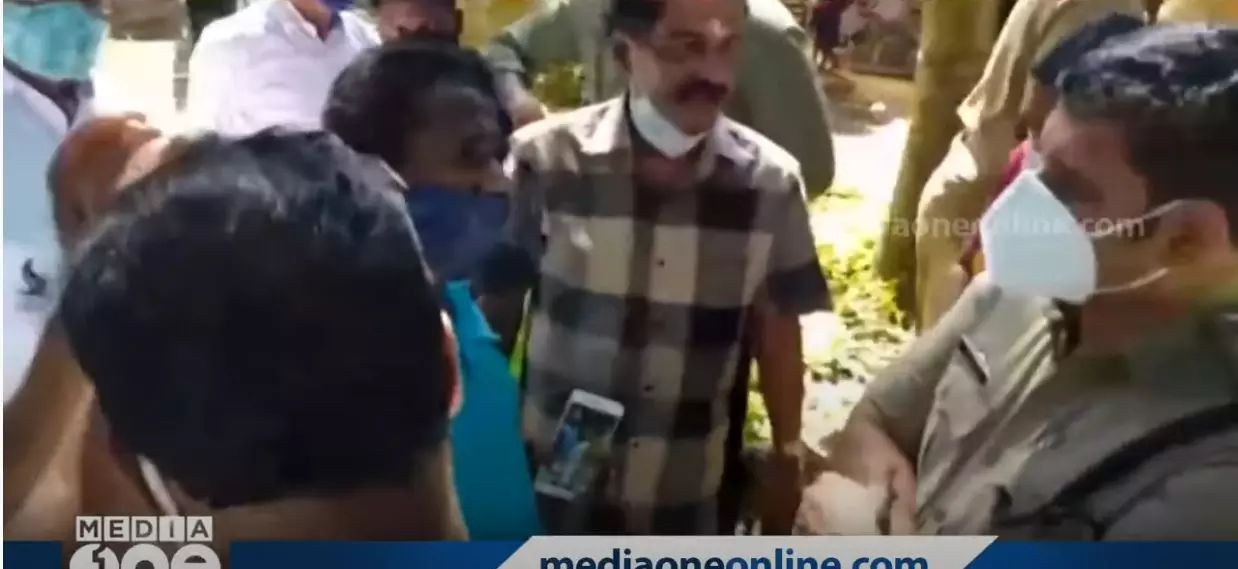 ആലപ്പുഴയിൽ കെ റെയിൽ നടപടികൾക്കെതിരെ പ്രതിഷേധം