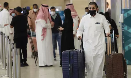 ഒമിക്രോൺ: സൗദിയിൽ എല്ലായിടങ്ങളിലും മാസ്‌ക് ധരിക്കാൻ നിർദേശം