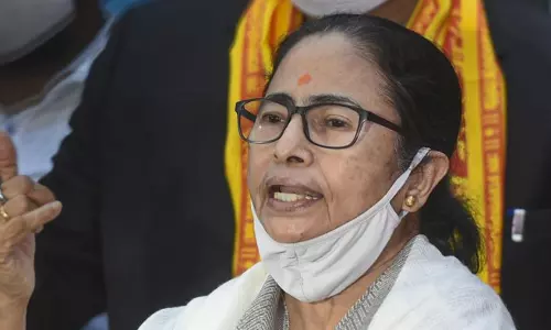 പ്രതിപക്ഷ സഖ്യത്തിനായുള്ള മമതയുടെ നീക്കത്തില്‍ കോൺഗ്രസിൽ അസ്വസ്ഥത