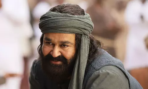 വെട്ടിയിട്ട വാഴത്തണ്ട് പോലെ... മരക്കാറിന് സോഷ്യൽ മീഡിയയിൽ മോശം റിവ്യൂസ്; തിരക്കഥ പാളിയെന്ന് വിമർശം