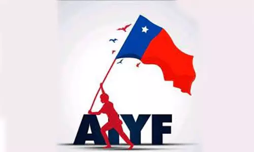 കെ റെയിൽ പദ്ധതിയെക്കുറിച്ച് സമഗ്രമായ പഠനം വേണം; ഡിവൈഎഫ്ഐ നിലപാടുകളുടെ പേരിൽ അപഹാസ്യരായെന്നും എഐവൈഎഫ് കെ റെയിൽ പദ്ധതിയെക്കുറിച്ച് സമഗ്രമായ പഠനം വേണം; ഡിവൈഎഫ്ഐ നിലപാടുകളുടെ പേരിൽ അപഹാസ്യരായെന്നും എഐവൈഎഫ്