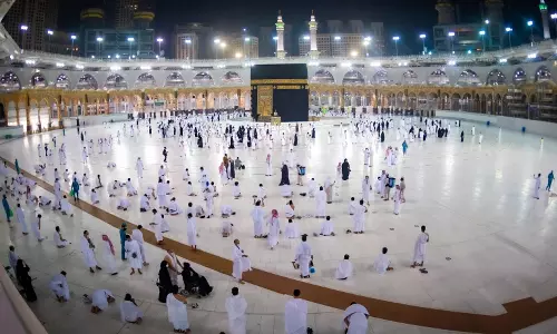 ഉംറ തീർഥാടനം; വ്യാജ പരസ്യങ്ങളിൽ വഞ്ചിതരാകരുതെന്ന് മുന്നറിയിപ്പ്‌