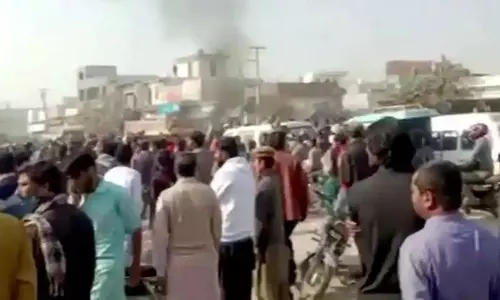 പാകിസ്താനിൽ ശ്രീലങ്കൻ സ്വദേശിയുടെ കൊല: 120 പേർ അറസ്റ്റിൽ; അന്വേഷണ മേല്‍നോട്ടം ഏറ്റെടുത്ത് ഇമ്രാന്‍ ഖാന്‍