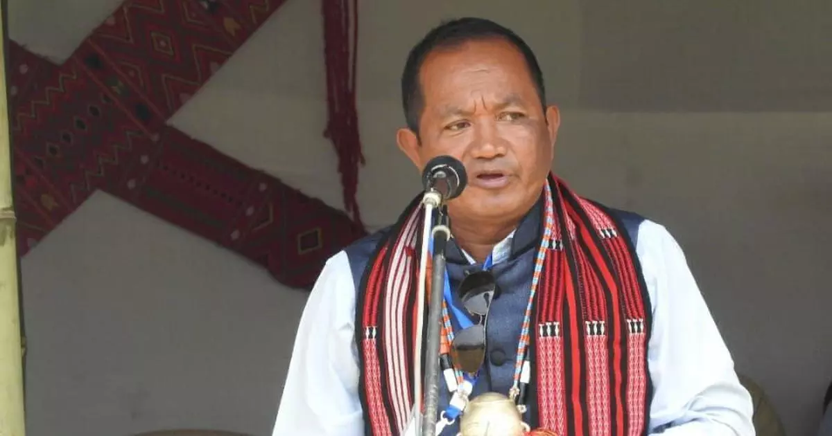 കാറിലെ ബിജെപി കൊടി കണ്ടിട്ടും സൈന്യം വെടിവച്ചെന്ന് നാഗാലാൻഡിലെ പാര്ട്ടി നേതാവ് കാറിലെ ബിജെപി കൊടി കണ്ടിട്ടും സൈന്യം വെടിവച്ചെന്ന് നാഗാലാൻഡിലെ പാര്ട്ടി നേതാവ്