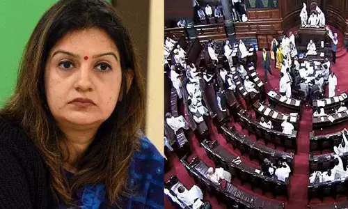 സസ്‌പെൻഷനാണെങ്കിൽ പാർലമെന്റ് ടിവിയിലെ അവതാരക സ്ഥാനവും വേണ്ട: രാജിവെച്ച് പ്രിയങ്ക ചതുർവേദി