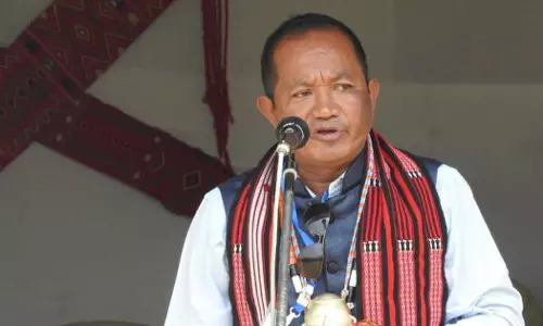 കാറിലെ ബിജെപി കൊടി കണ്ടിട്ടും സൈന്യം വെടിവച്ചെന്ന് നാഗാലാൻഡിലെ പാര്ട്ടി നേതാവ് കാറിലെ ബിജെപി കൊടി കണ്ടിട്ടും സൈന്യം വെടിവച്ചെന്ന് നാഗാലാൻഡിലെ പാര്ട്ടി നേതാവ്