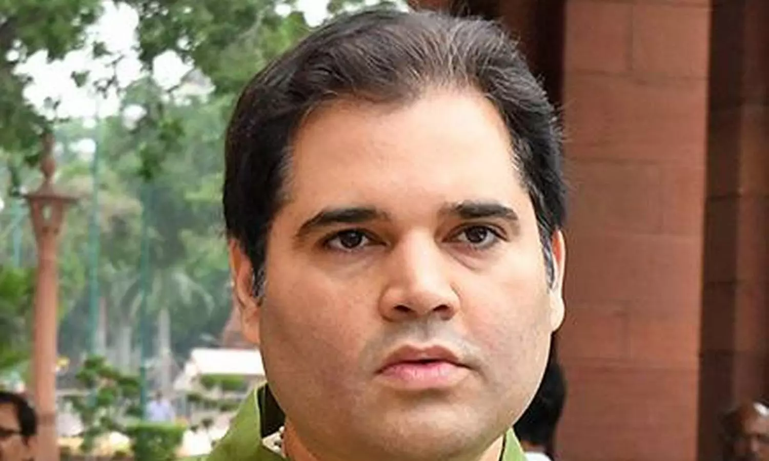 ഉദ്യോഗാർത്ഥികൾക്ക് നേരെ പൊലീസ് ലാത്തിച്ചാർജ്; യുപി സർക്കാരിനെതിരെ വരുൺ ഗാന്ധി