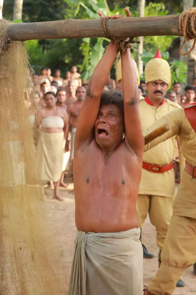 അഭിനയമാണെങ്കിലും പത്തൊന്‍പതാം നൂറ്റാണ്ടിലെ ഇന്ദ്രന്‍സിനെ കണ്ട് സെറ്റിലുള്ളവരുടെ കണ്ണു നിറഞ്ഞുവെന്ന് വിനയന്‍