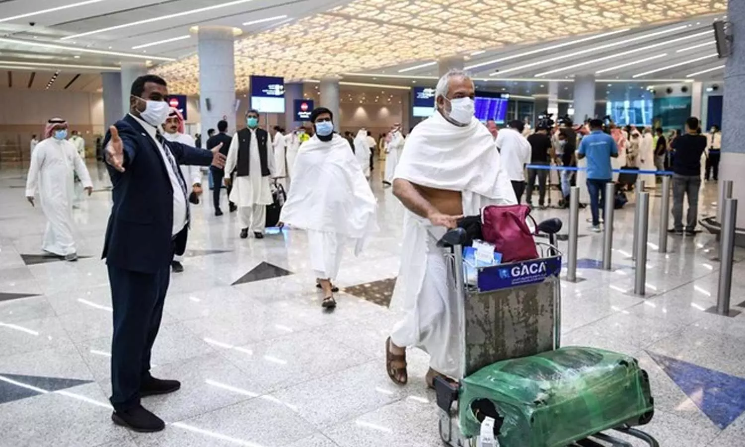 ഹജ്ജ്- ഉംറ തീർത്ഥാടകർക്ക് ആശ്വാസം; നാല് വാക്സിനുകൾക്ക് കൂടി സൗദിയുടെ ഭാഗിക അംഗീകാരം ഹജ്ജ്- ഉംറ തീർത്ഥാടകർക്ക് ആശ്വാസം; നാല് വാക്സിനുകൾക്ക് കൂടി സൗദിയുടെ ഭാഗിക അംഗീകാരം