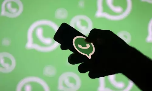 വാട്സ്ആപ്പ് വോയ്സ് മെസേജിൽ പുതിയ അപ്ഡേഷൻ വരുന്നു വാട്സ്ആപ്പ് വോയ്സ് മെസേജിൽ പുതിയ അപ്ഡേഷൻ വരുന്നു