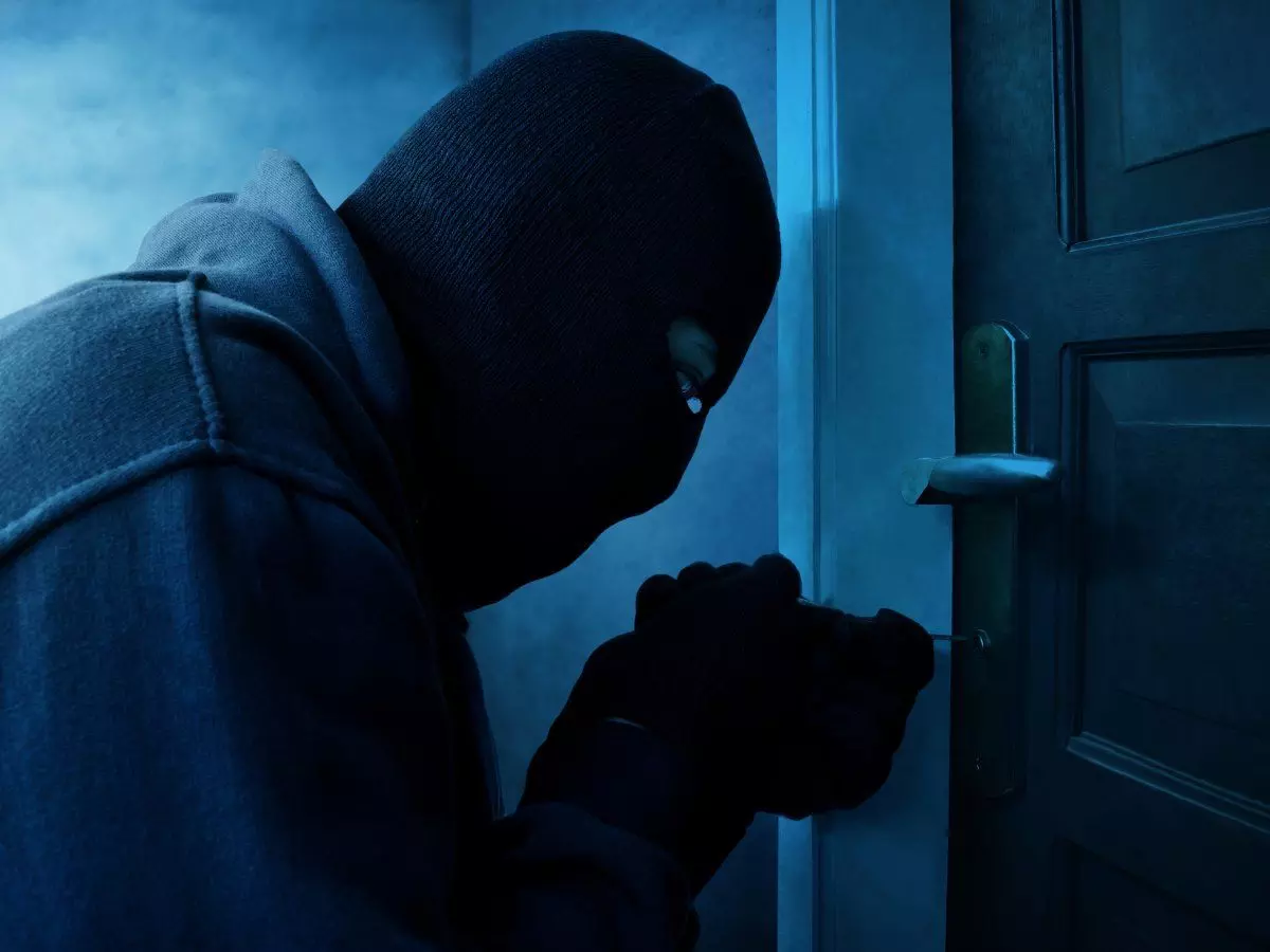 രാത്രികാലങ്ങളില്‍ മുഖം മറച്ചെത്തുന്ന മോഷണ സംഘങ്ങള്‍; ആശങ്കയൊഴിയാതെ കോട്ടയത്തുകാർ