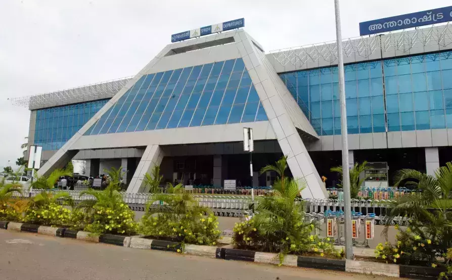 കരിപ്പൂർ വിമാനത്താവളത്തിൽ റാപിഡ് പി.സി.ആര് ടെസ്റ്റിനുള്ള നിരക്ക് കുറച്ചു കരിപ്പൂർ വിമാനത്താവളത്തിൽ റാപിഡ് പി.സി.ആര് ടെസ്റ്റിനുള്ള നിരക്ക് കുറച്ചു