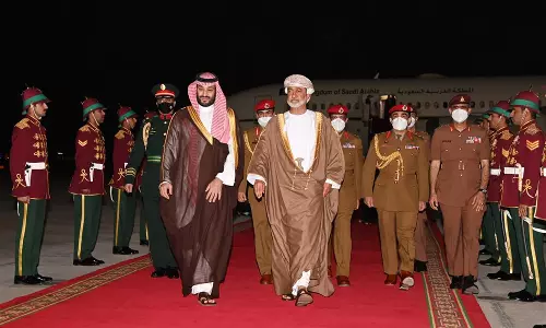 രണ്ട് ദിവസത്തെ ഒമാൻ സന്ദർശനം പൂർത്തിയാക്കി സൗദി രാജകുമാരൻ മടങ്ങി