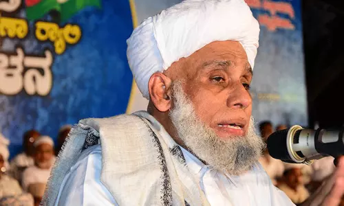 ഒരു പാർട്ടിയുമായും അകലമില്ല, ലീഗിന്റേത് രാഷ്ട്രീയ റാലി: ജിഫ്രി തങ്ങൾ