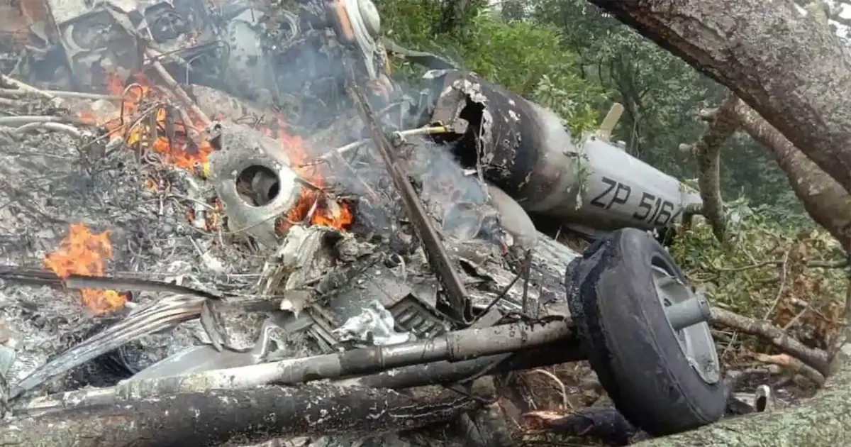 ഓടിച്ചെന്നപ്പോള്‍ രണ്ടു പേരെ പൊള്ളലേറ്റ് തിരിച്ചറിയാന്‍ പറ്റാത്ത നിലയില്‍ കണ്ടു, ഒരാള്‍ വെള്ളം ചോദിച്ചു: ദൃക്സാക്ഷികള്‍