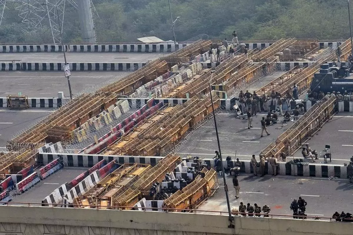 കർഷക സമര കേന്ദ്രങ്ങളിലെ സുരക്ഷ; ഡൽഹി പൊലീസ് ചെലവഴിച്ചത് 7.38 കോടി രൂപ കർഷക സമര കേന്ദ്രങ്ങളിലെ സുരക്ഷ; ഡൽഹി പൊലീസ് ചെലവഴിച്ചത് 7.38 കോടി രൂപ