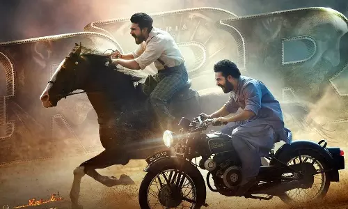 അടി, ഇടി, പുക, രാജമൗലിയുടെ വിഷ്വൽ മാജിക്;  ആർആർആർ ട്രെയിലർ എത്തി