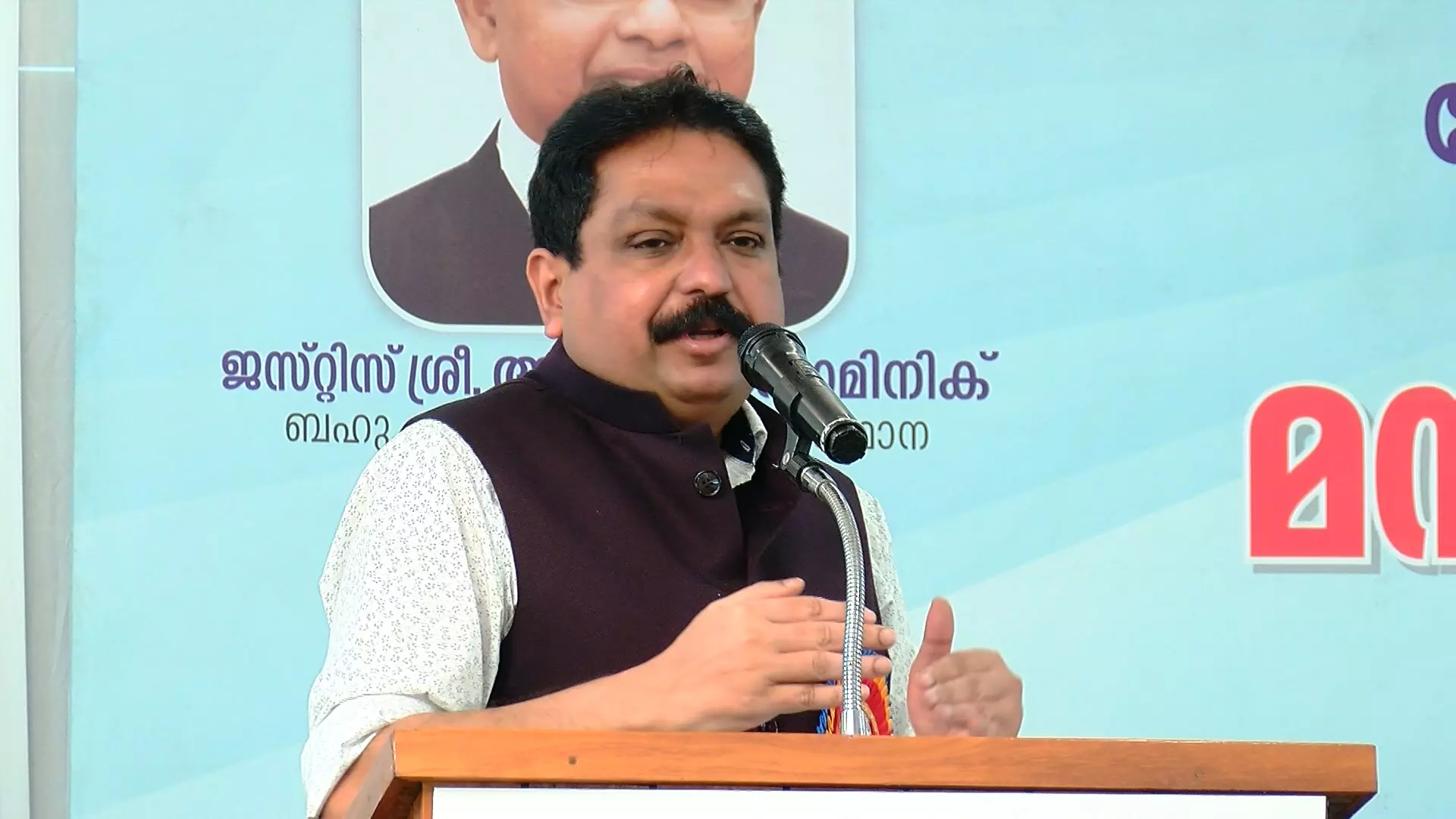 ദേശീയത കൊണ്ട് ഏറ്റവും ഗുണം ഭരിക്കുന്നവര്ക്കാണ്: ടോമിന് ജെ തച്ചങ്കരി ദേശീയത കൊണ്ട് ഏറ്റവും ഗുണം ഭരിക്കുന്നവര്ക്കാണ്: ടോമിന് ജെ തച്ചങ്കരി