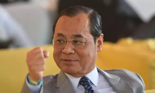 അയോധ്യ വിധിക്ക് ശേഷം പഞ്ചനക്ഷത്ര ഹോട്ടലില്‍ പോയി അത്താഴം കഴിച്ചു, വൈന്‍ കുടിച്ചു: രഞ്ജന്‍ ഗൊഗോയി