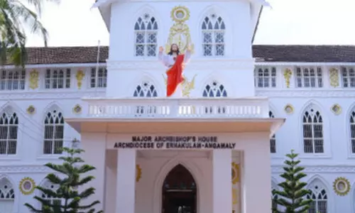 കുർബാന ഏകീകരണം; ബിഷപ്പ് ആന്റണി കരിയിൽ പുറപ്പെടുവിച്ച സർക്കുലർ നിലനിൽക്കുമെന്ന് വൈദികർ കുർബാന ഏകീകരണം; ബിഷപ്പ് ആന്റണി കരിയിൽ പുറപ്പെടുവിച്ച സർക്കുലർ നിലനിൽക്കുമെന്ന് വൈദികർ