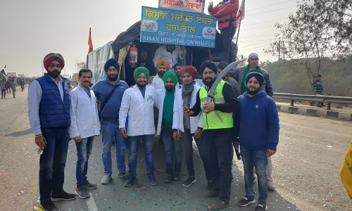 ആയിരങ്ങൾക്ക് സൗജന്യ ചികിത്സ; മാതൃകയായി സിംഘു അതിര്‍ത്തിയിലെ കര്‍ഷകരുടെ ആശുപത്രി