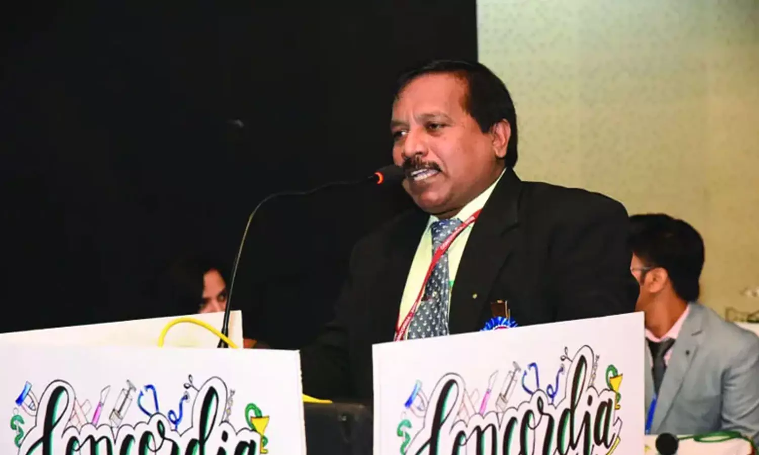 നാളെ നടക്കുന്ന ചര്ച്ചയില് അനുകൂല നടപടി ഉണ്ടായില്ലെങ്കിൽ സമരത്തിനിറങ്ങുമെന്ന് ഇന്ത്യന് മെഡിക്കല് അസോസിയേഷന് നാളെ നടക്കുന്ന ചര്ച്ചയില് അനുകൂല നടപടി ഉണ്ടായില്ലെങ്കിൽ സമരത്തിനിറങ്ങുമെന്ന് ഇന്ത്യന് മെഡിക്കല് അസോസിയേഷന്