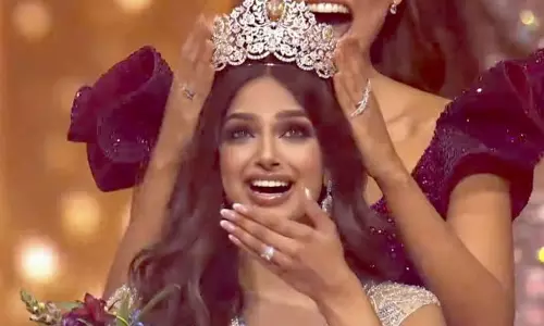 21 വര്‍ഷത്തിന് ശേഷം വിശ്വസുന്ദരിപ്പട്ടം ഇന്ത്യയിലെത്തിച്ച പഞ്ചാബി സുന്ദരി; ആരാണ് ഹര്‍നാസ് സന്ധു?