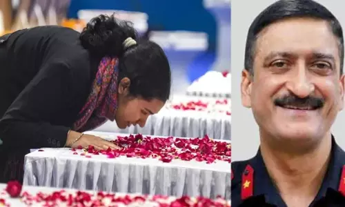 യോഗിയെ വിമര്‍ശിച്ചാല്‍ വീരമൃത്യു വരിച്ച സൈനികന്‍റെ മകള്‍ക്കും രക്ഷയില്ല: സംഘപരിവാര്‍ കൊലവിളി ചര്‍ച്ച ചെയ്യണമെന്ന് അടിയന്തരപ്രമേയ നോട്ടീസ്