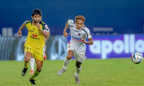 അഞ്ചടിച്ച് തകർപ്പൻ ജയവുമായി ഹൈദരാബാദ് എഫ്സി അഞ്ചടിച്ച് തകർപ്പൻ ജയവുമായി ഹൈദരാബാദ് എഫ്സി