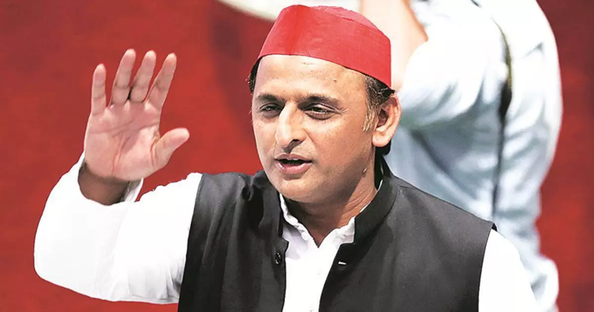 യോഗി ഗംഗയില്‍ മുങ്ങിയില്ല, കാരണം... അഖിലേഷ് യാദവ് പറയുന്നതിങ്ങനെ