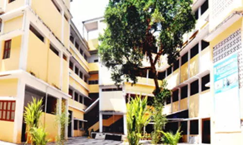 കോഴിക്കോട് എംഇഎസ് വനിതാ കോളജ് ഒഴിപ്പിക്കാൻ വഖഫ് ട്രൈബ്യൂണൽ ഉത്തരവ്