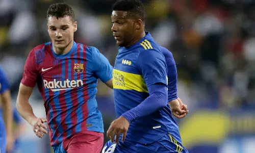 മറഡോണ കപ്പ്; തോറ്റുതോറ്റ് ബാഴ്സ