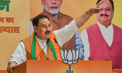 കാശിക്ക് പിന്നാലെ അയോധ്യ; മന്ദിർ രാഷ്ട്രീയം പൊടി തട്ടിയെടുത്ത് ബിജെപി