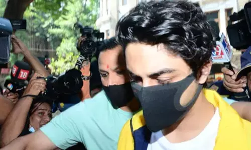 ഇനി വെള്ളിയാഴ്ച സന്ദര്ശനം വേണ്ട; ആര്യന് ഖാന് ജാമ്യ വ്യവസ്ഥയില് ഇളവ് ഇനി വെള്ളിയാഴ്ച സന്ദര്ശനം വേണ്ട; ആര്യന് ഖാന് ജാമ്യ വ്യവസ്ഥയില് ഇളവ്