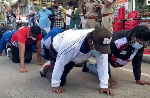 കായിക താരങ്ങളുടെ സമരം; മന്ത്രിയുമായി ഇന്ന് ചർച്ച കായിക താരങ്ങളുടെ സമരം; മന്ത്രിയുമായി ഇന്ന് ചർച്ച