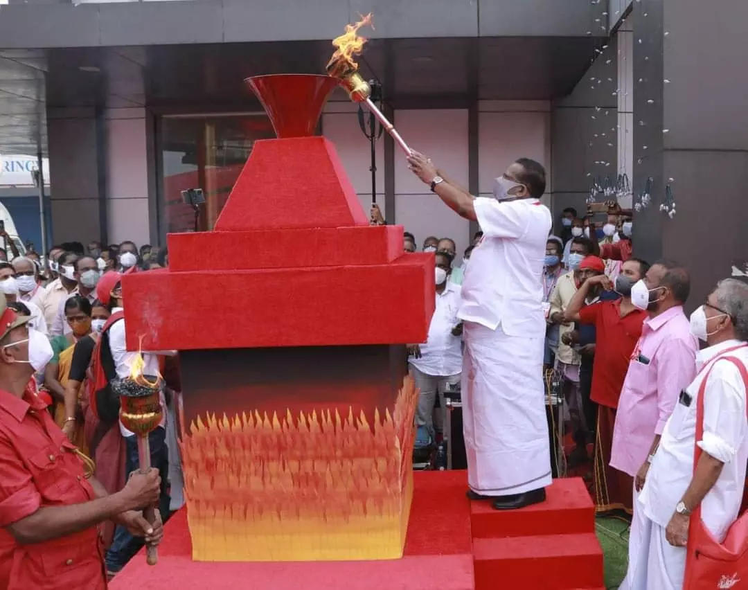 സിപിഎം എറണാകുളം ജില്ലാസമ്മേളനത്തിൽ നിന്ന് ജില്ലാ കമ്മറ്റി അംഗം പി.എൻ ബാലകൃഷ്ണൻ ഇറങ്ങിപ്പോയി